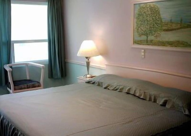 Imagen de la habitación del Hotel Cuellar. Foto 8