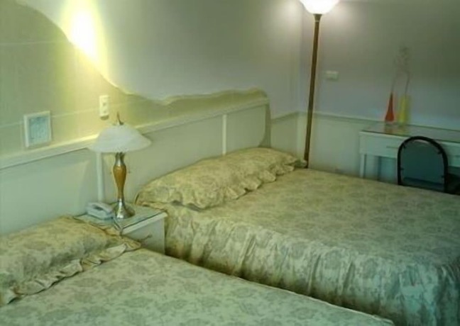 Imagen de la habitación del Hotel Cuellar. Foto 10