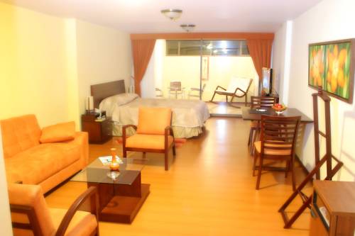 Imagen de la habitación del Hotel Cuellars. Foto 6