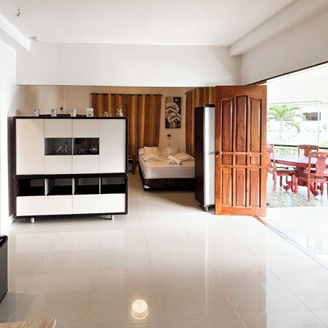 Imagen de la habitación del Hotel Cuestas Beach Resort and Restaurant. Foto 16