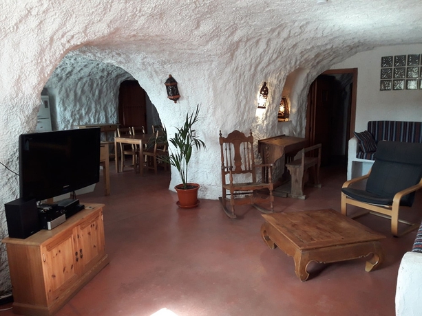 Imagen de la habitación del Hotel Cuevas Andalucía. Foto 4
