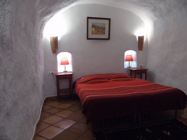 Imagen de la habitación del Hotel Cuevas Andalucía. Foto 11