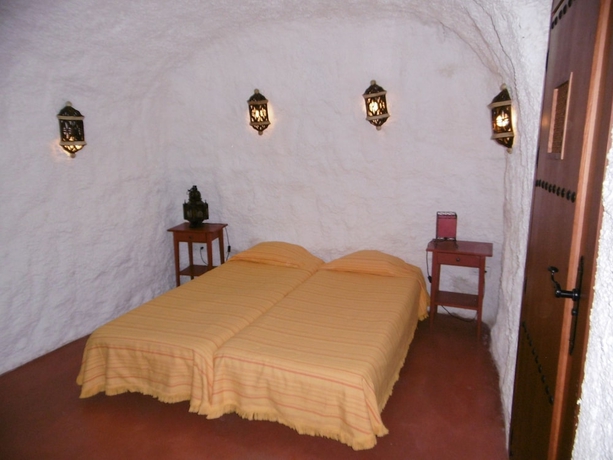 Imagen de la habitación del Hotel Cuevas Andalucía. Foto 12