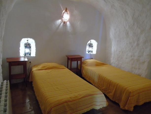 Imagen de la habitación del Hotel Cuevas Andalucía. Foto 18