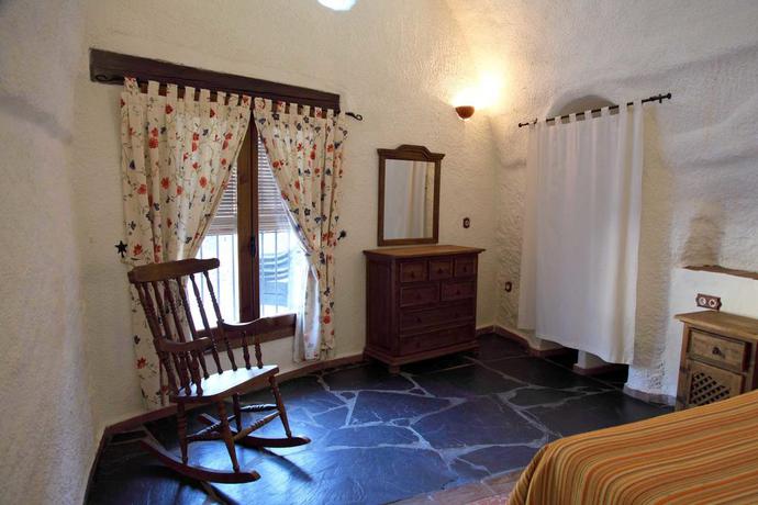 Imagen general del Hotel Cuevas Del Zenete. Foto 10