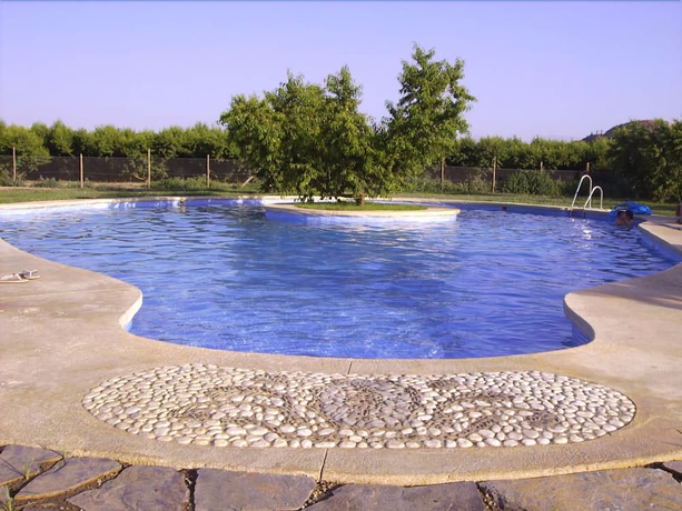 Imagen de la piscina del Hotel Cuevas La Chumbera. Foto 12