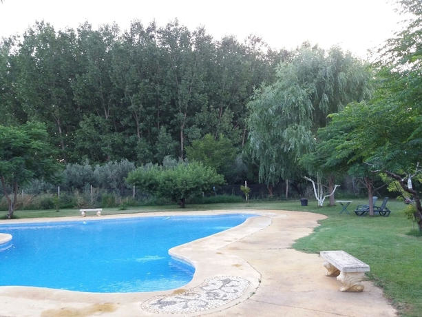 Imagen de la piscina del Hotel Cuevas La Chumbera. Foto 14