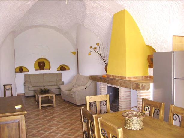 Imagen de los interiores del Hotel Cuevas La Chumbera. Foto 11