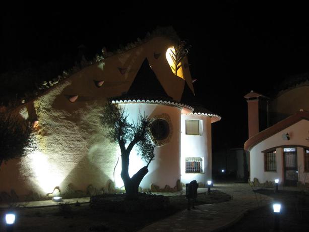 Imagen general del Hotel Cuevas La Granja. Foto 11