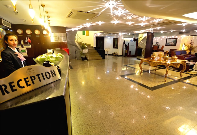 Imagen de los interiores del Hotel Cukurova Park. Foto 17