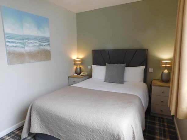 Imagen de la habitación del Hotel Cullen Bay. Foto 5