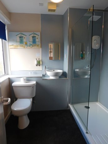 Imagen de la habitación del Hotel Cullen Bay. Foto 19