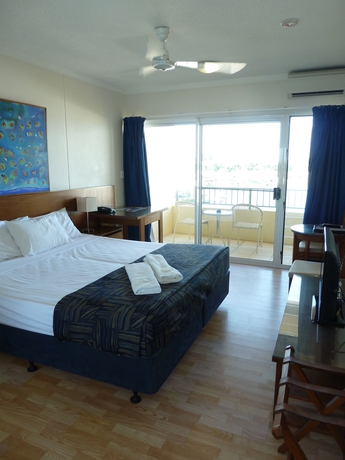Imagen de la habitación del Hotel Cullen Bay Resort. Foto 9