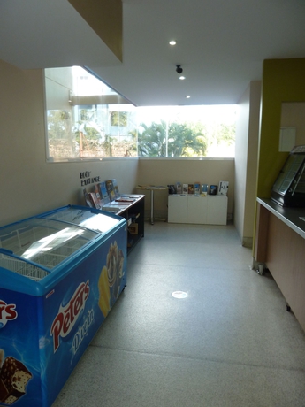 Imagen del bar/restaurante del Hotel Cullen Bay Resort. Foto 5