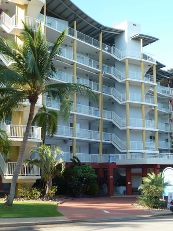 Imagen general del Hotel Cullen Bay Resort. Foto 4