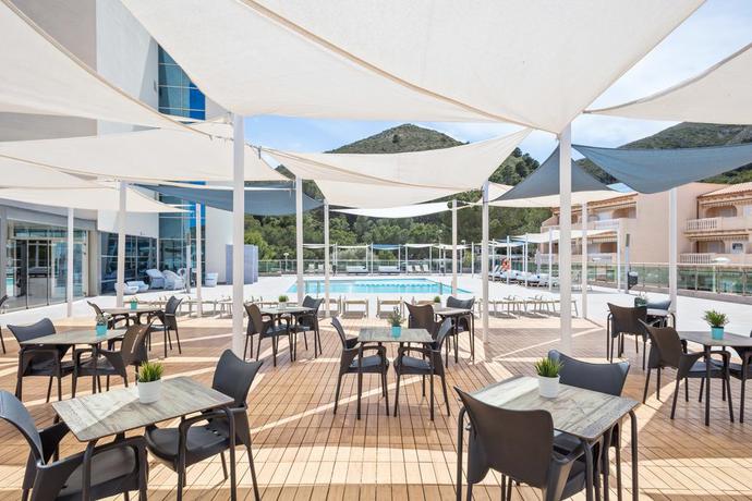 Imagen del bar/restaurante del Hotel Cullera Holiday. Foto 3