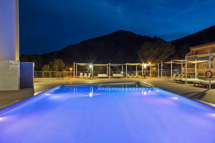 Imagen de la piscina del Hotel Cullera Holiday. Foto 27