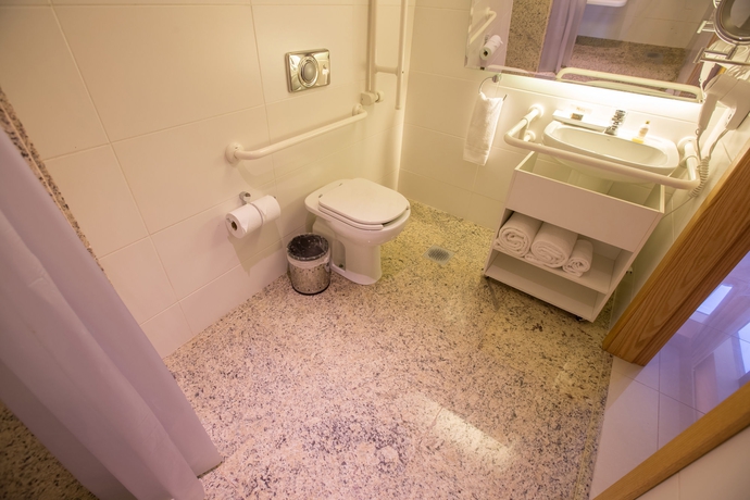 Imagen de la habitación del Hotel Cullinan Hplus Premium. Foto 8