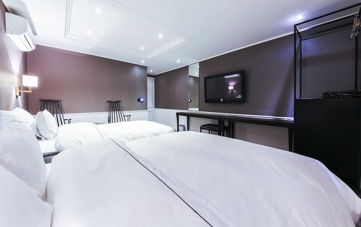 Imagen de la habitación del Hotel Cullinan Uiwang. Foto 7