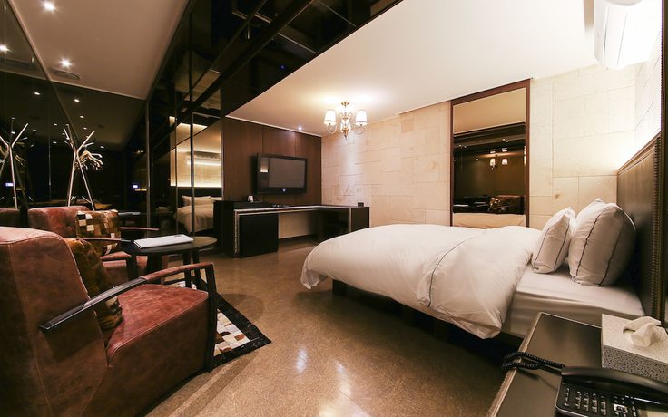 Imagen de la habitación del Hotel Cullinan Uiwang. Foto 11