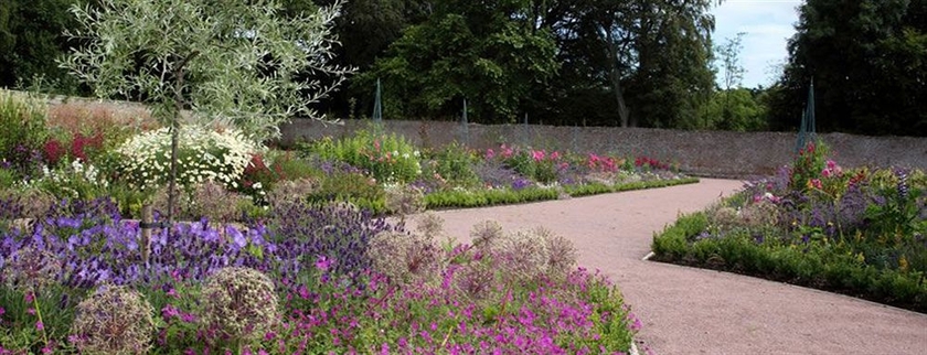 Imagen de los exteriores del Hotel Culloden House. Foto 11