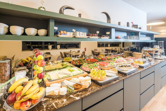 Imagen del bar/restaurante del Hotel Cult. Foto 4