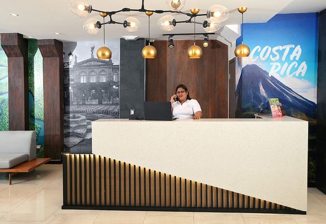 Imagen de los interiores del Hotel Cultura Plaza. Foto 7