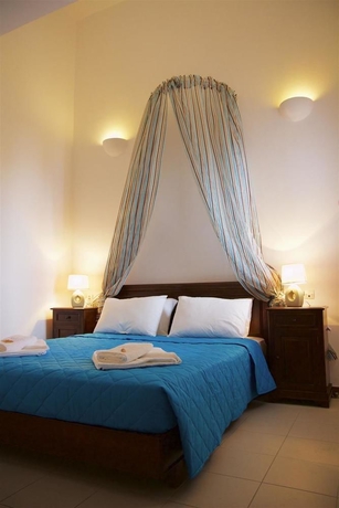 Imagen de la habitación del Hotel Cultural House. Foto 11