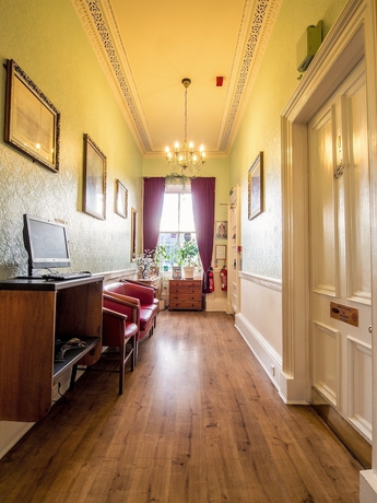 Imagen de los interiores del Hotel Cumberland. Foto 18