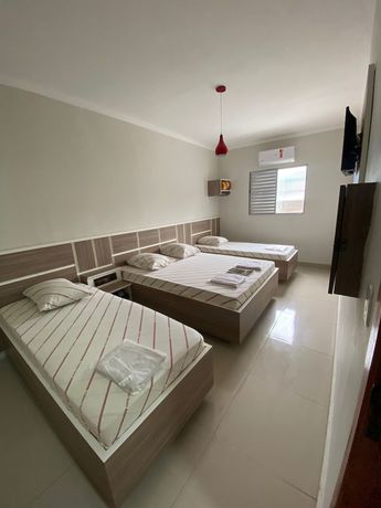 Imagen de la habitación del Hotel Cumbica. Foto 19
