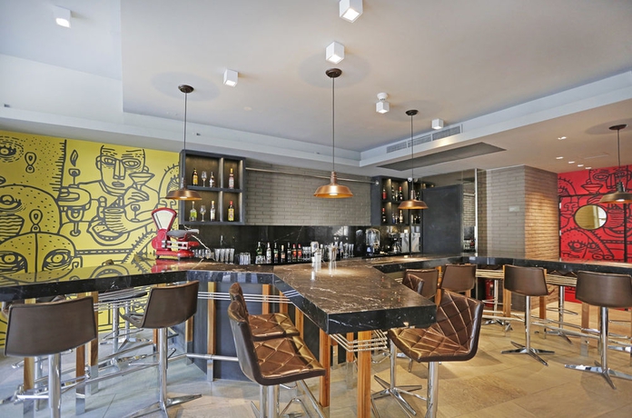 Imagen del bar/restaurante del Hotel Cumbres Lastarria. Foto 2