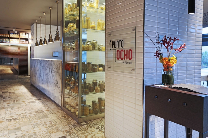 Imagen del bar/restaurante del Hotel Cumbres Lastarria. Foto 3