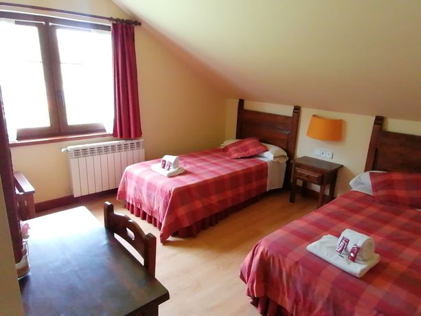 Imagen de la habitación del Hotel Cumbres Valde&oacute;n. Foto 16