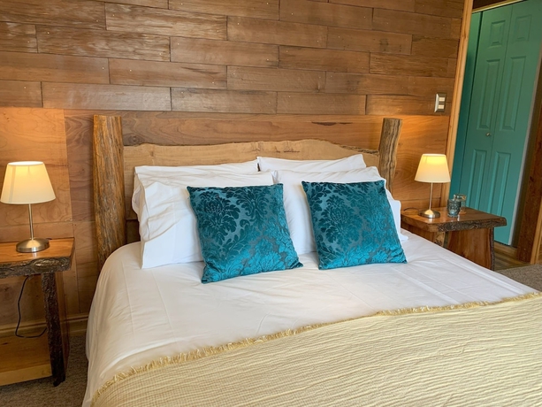 Imagen de la habitación del Hotel Cumbres de Chilo&eacute;. Foto 5