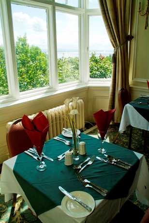 Imagen del bar/restaurante del Hotel Cumbria Grand. Foto 5