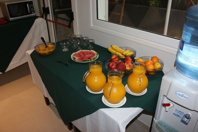 Imagen del bar/restaurante del Hotel Cumel&oacute;. Foto 5