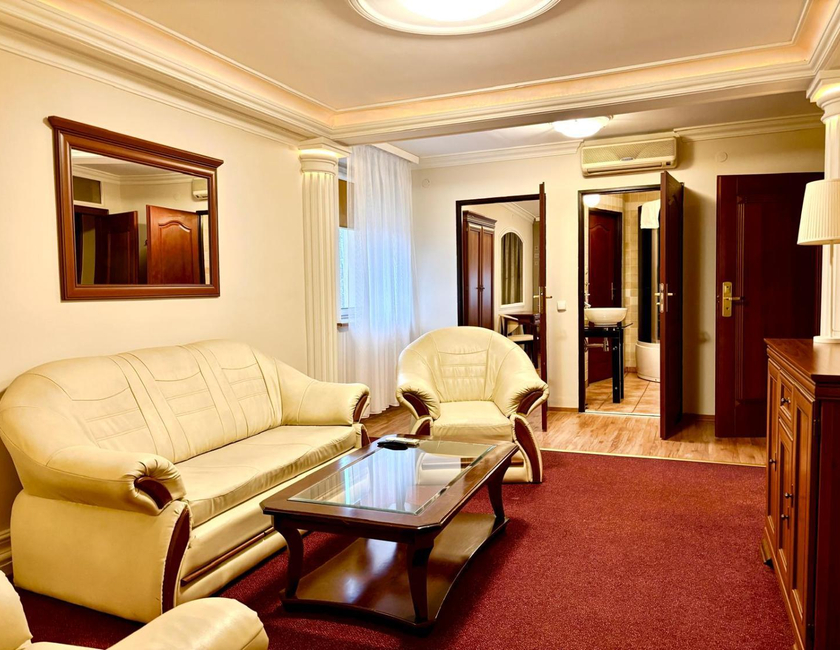 Imagen general del Hotel Cumulus. Foto 4