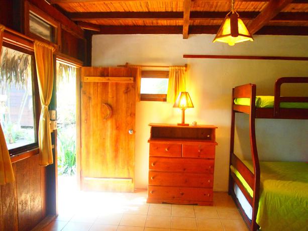 Imagen de la habitación del Hotel Cuna Luna Hosteria. Foto 10