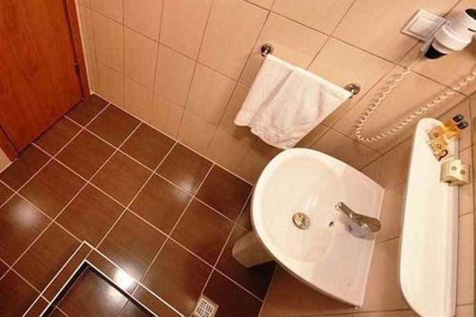 Imagen de la habitación del Hotel Cunda Basel. Foto 7