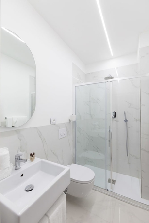 Imagen de la habitación del Hotel Cuneo. Foto 3