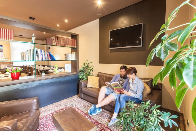 Imagen de los interiores del Hotel Cuneo. Foto 19