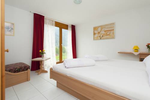 Imagen de la habitación del Hotel Cuntera. Foto 11