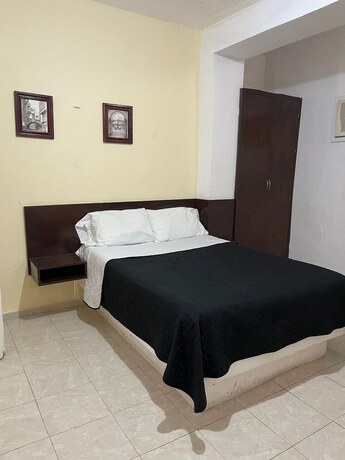 Imagen de la habitación del Hotel Cupules. Foto 19
