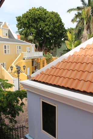 Imagen de los interiores del Hotel Curacao Suites. Foto 10