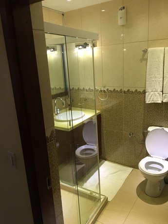 Imagen de la habitación del Hotel Curacao Suites. Foto 5