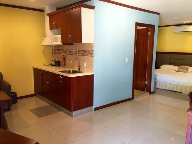 Imagen de la habitación del Hotel Curacao Suites. Foto 8