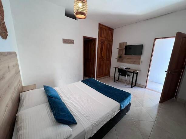 Imagen general del Hotel Curazao. Foto 2