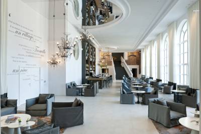 Imagen general del Hotel Cures Marines and Spa Trouville – Mgallery Collection. Foto 3