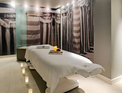 Imagen general del Hotel Cures Marines and Spa Trouville – Mgallery Collection. Foto 4