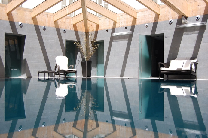 Imagen de la piscina del Hotel Curia Palace, Spa and Golf. Foto 8